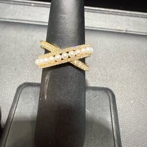 14k yellow gold diamond and pearl criss cross band